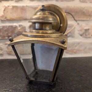 Vintage Brass Light Fixture Exterior Wall Mount Lantern Paneled Glass E-17445